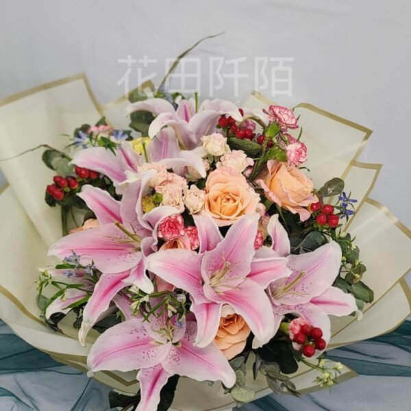 百合玫瑰花束