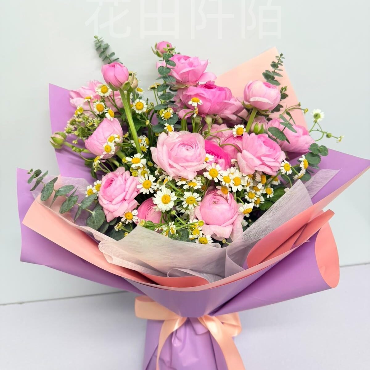 小牡丹花束