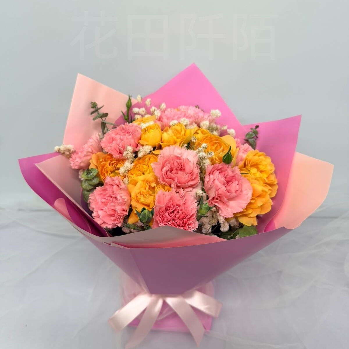 康乃馨果汁玫瑰花束